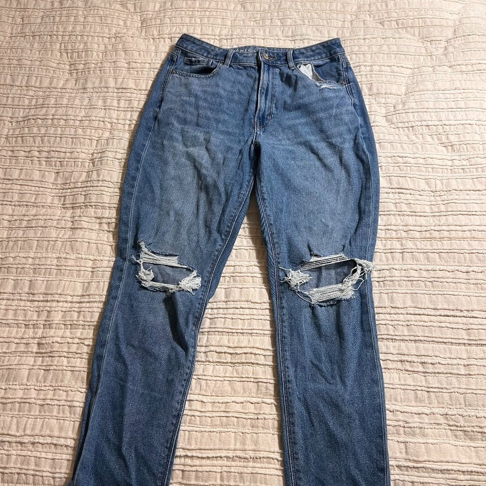 American Eagle Mom Jean Distressed